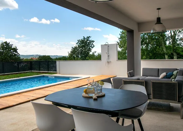 Amazing In With Sauna