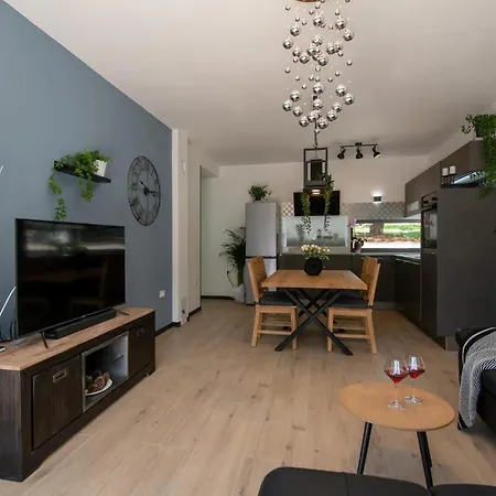 Amazing In With Sauna * Kršan